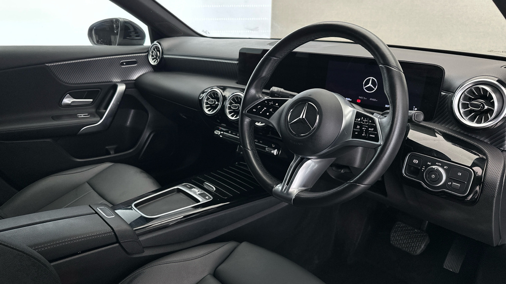 Mercedes-Benz A Class 1.3 A200 Amg Line Night Edition Premium Plus Sal White #11