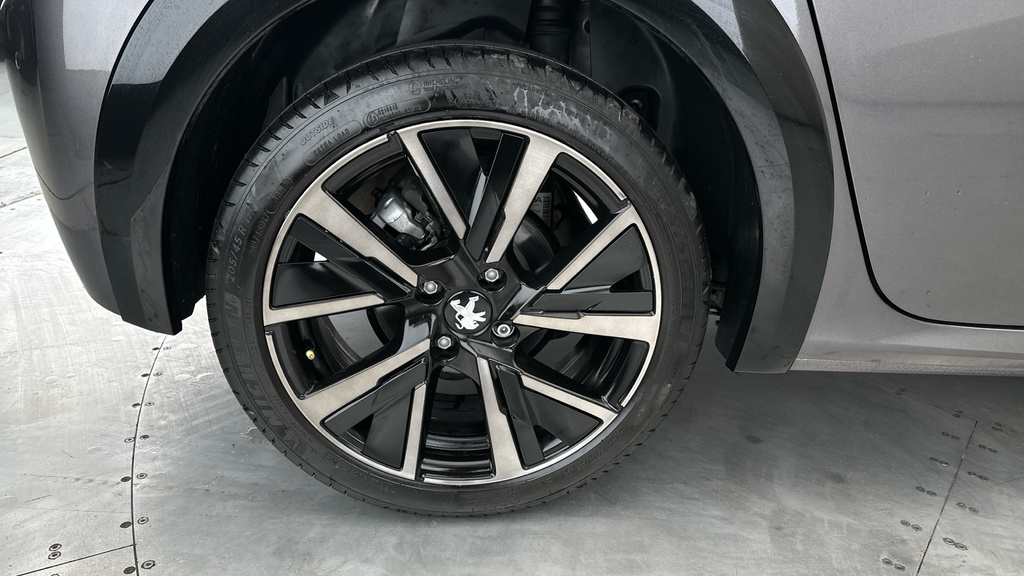 Peugeot 208 Allure Premium Grey #27