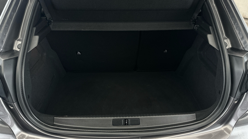 Peugeot 208 Allure Premium Grey #23