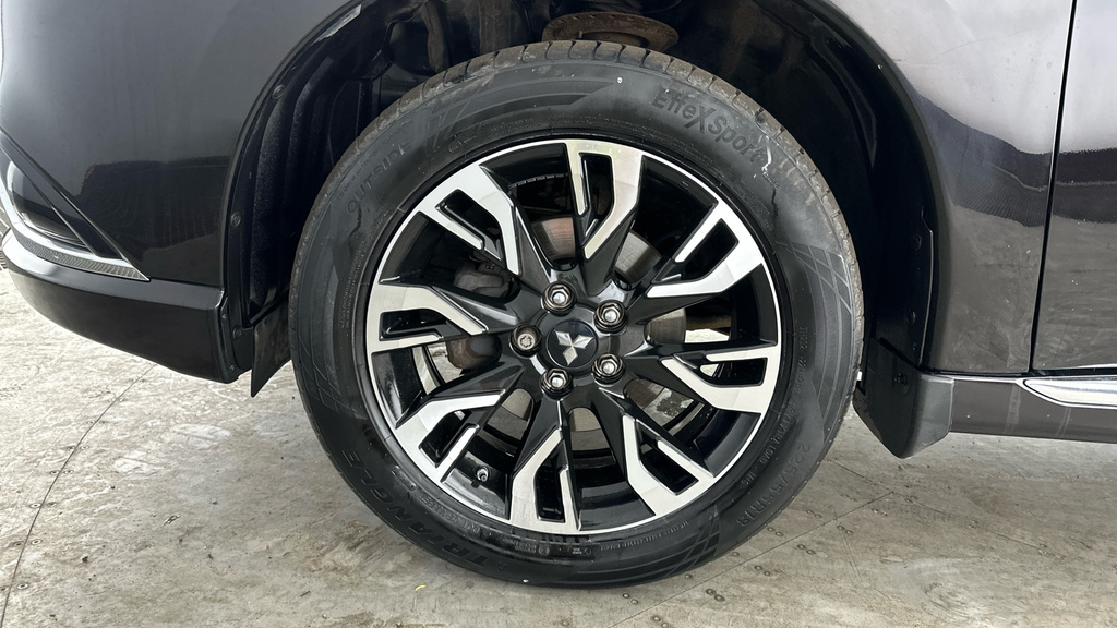 Mitsubishi Outlander 2.2 Di-d 4 4Wd Euro 6 Black #24
