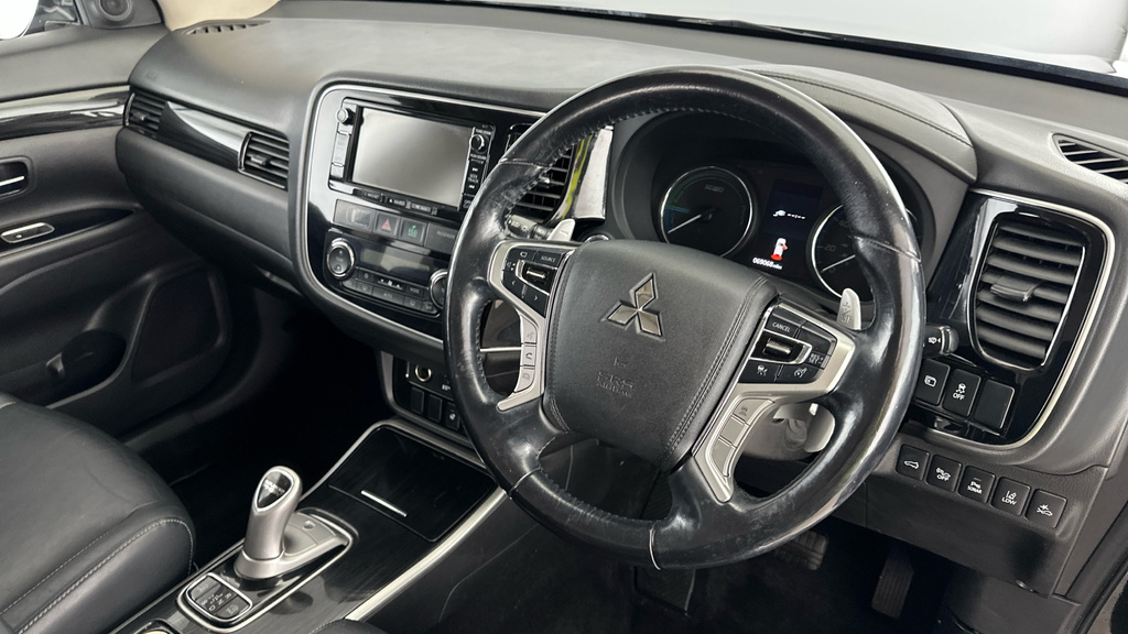 Mitsubishi Outlander 2.2 Di-d 4 4Wd Euro 6 Black #9