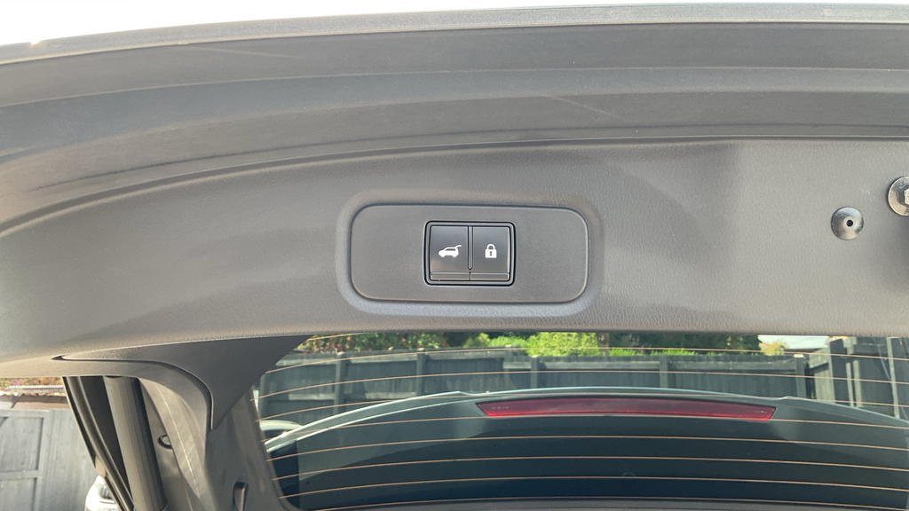 Nissan Qashqai Acenta Premium Black #38