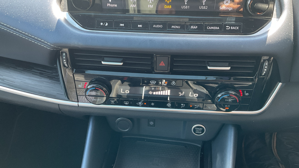 Nissan Qashqai Acenta Premium Black #34