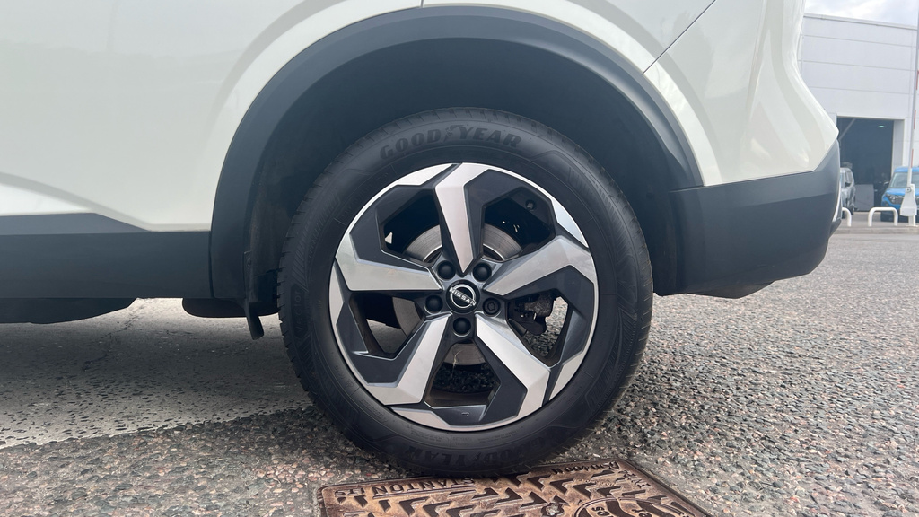 Nissan Qashqai N-connecta Blue #19