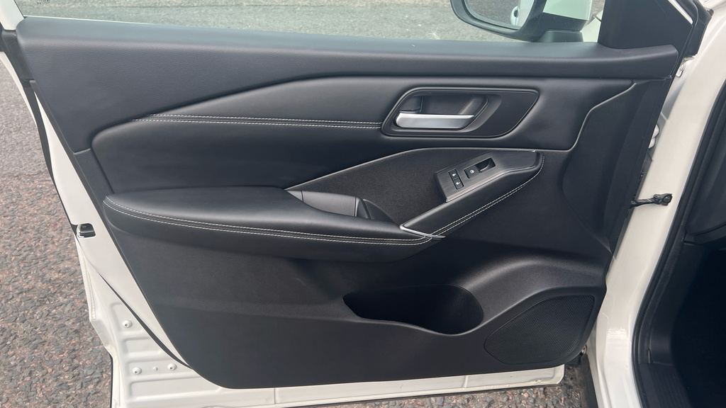 Nissan Qashqai N-connecta Blue #24