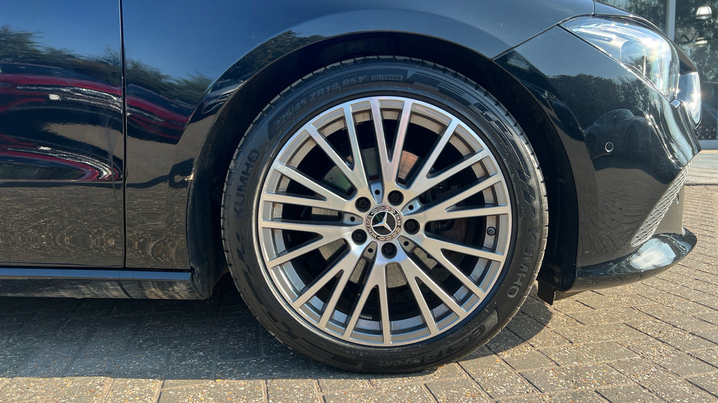 Mercedes-Benz CLA Class 250E 15.6Kwh Amg Line Night Edition Premium Plus Black #20