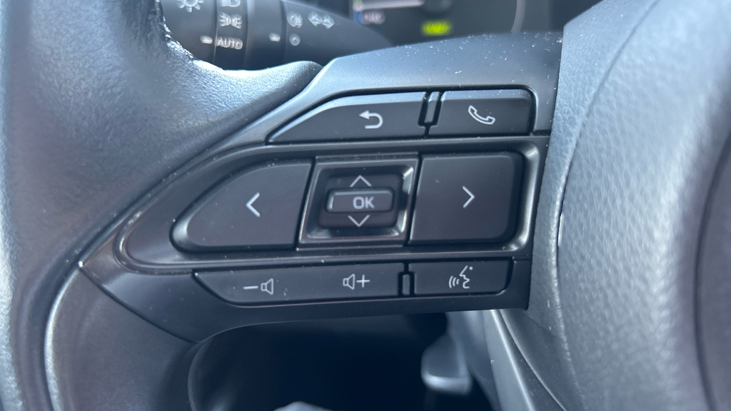 Toyota Yaris Estate Dynamic #25