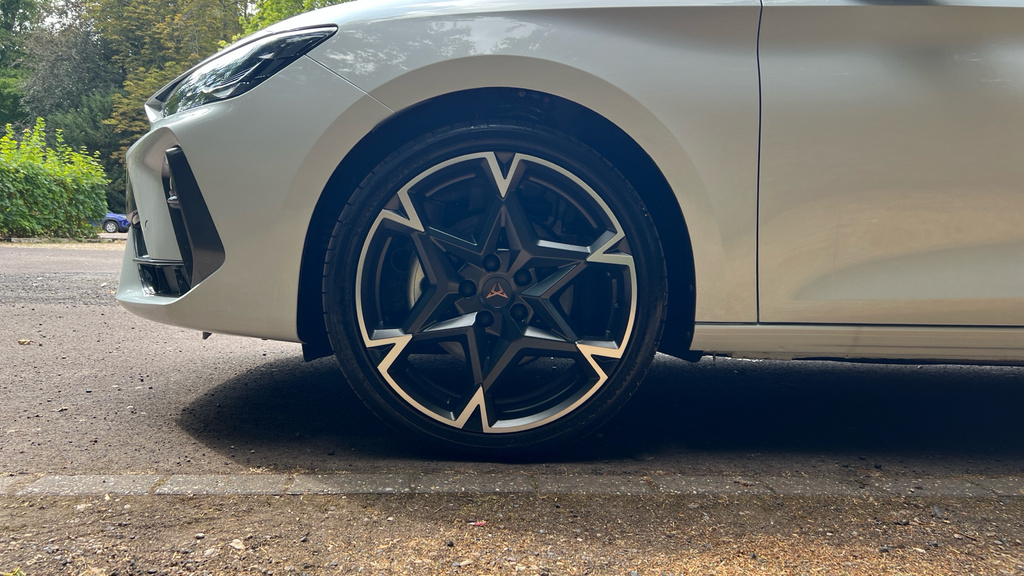 Cupra Leon 1.5 Etsi V1 Estate Hybrid Dsg Euro 6 S Black #19
