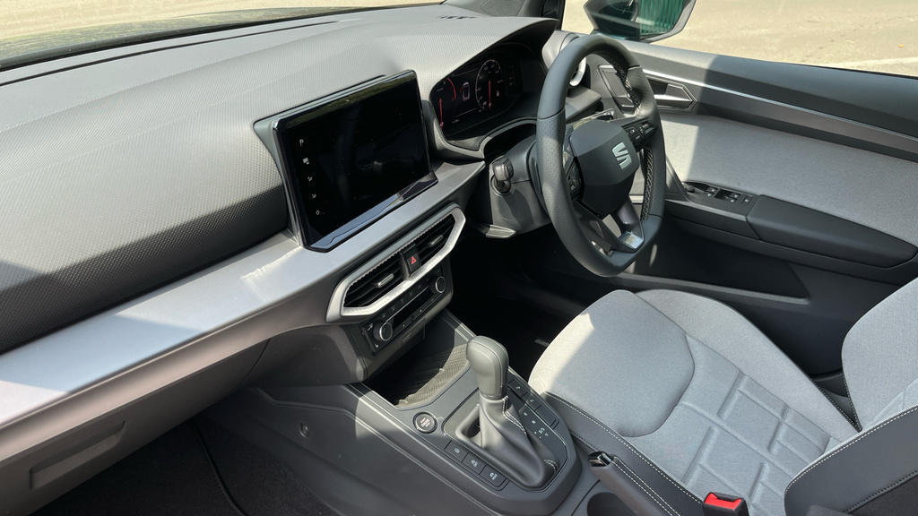Seat Arona 1.0 Tsi 115 Fr Black Edition Dsg White #10