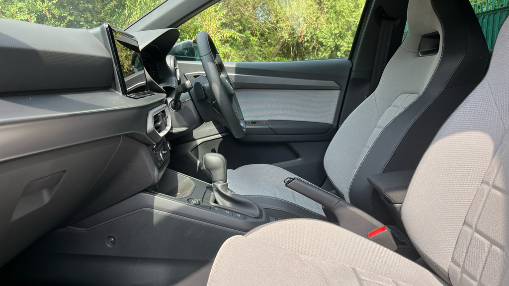 Seat Arona 1.0 Tsi 115 Fr Black Edition Dsg White #44