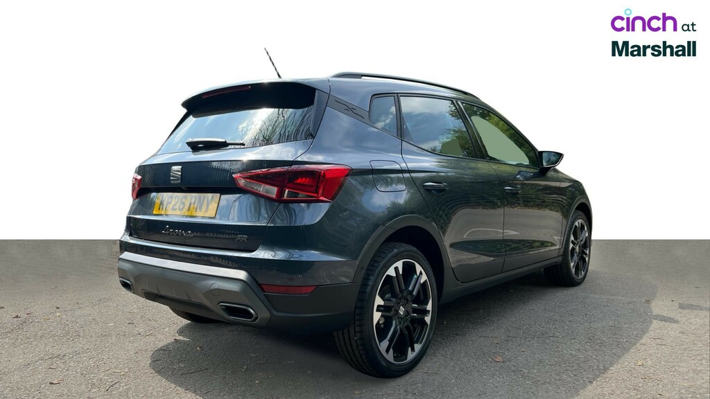 Seat Arona 1.0 Tsi 115 Fr Black Edition Dsg White #3