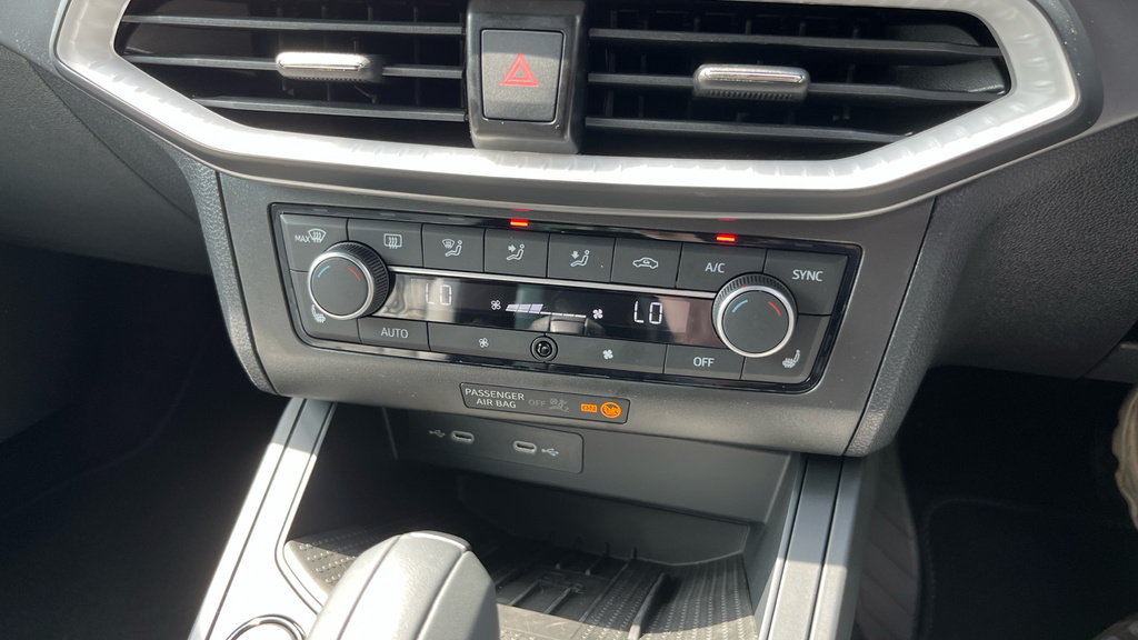 Seat Arona 1.0 Tsi 115 Fr Black Edition Dsg White #37