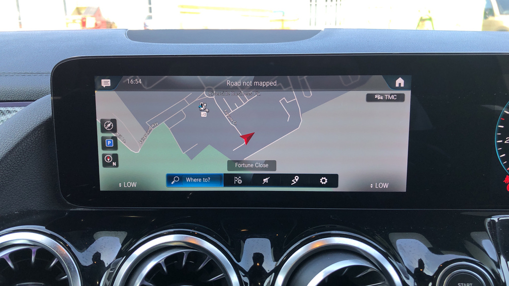 Mercedes-Benz GLA Class 1.3 Gla250e 15.6Kwh Exclusive Edition Premium Su Grey #24