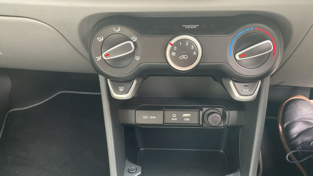 Kia Picanto Hatchback 1.25 2 Euro 6 201818 Blue #33