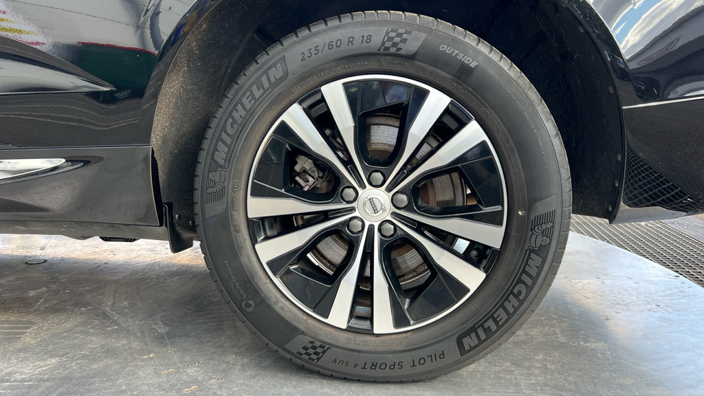 Volvo XC60 Plus, B5 Mild Hybrid, Dark Blond Interior Black #25