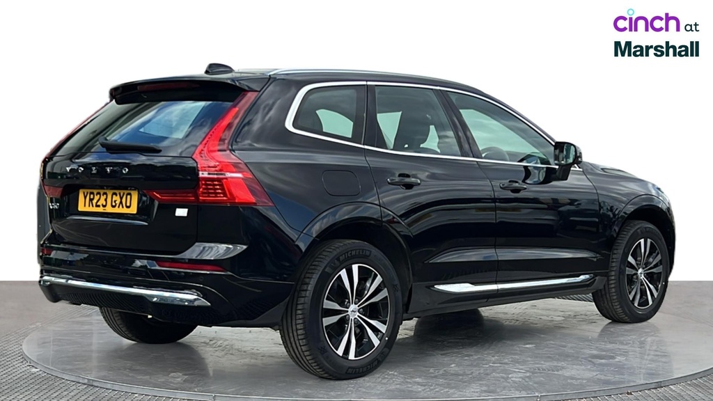 Volvo XC60 Plus, B5 Mild Hybrid, Dark Blond Interior Black #3
