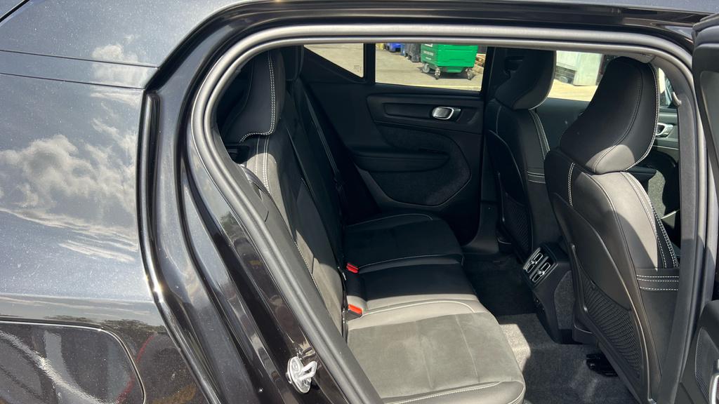 Volvo XC40 Xc40 2.0 B3p Ultra Dark Blue #26