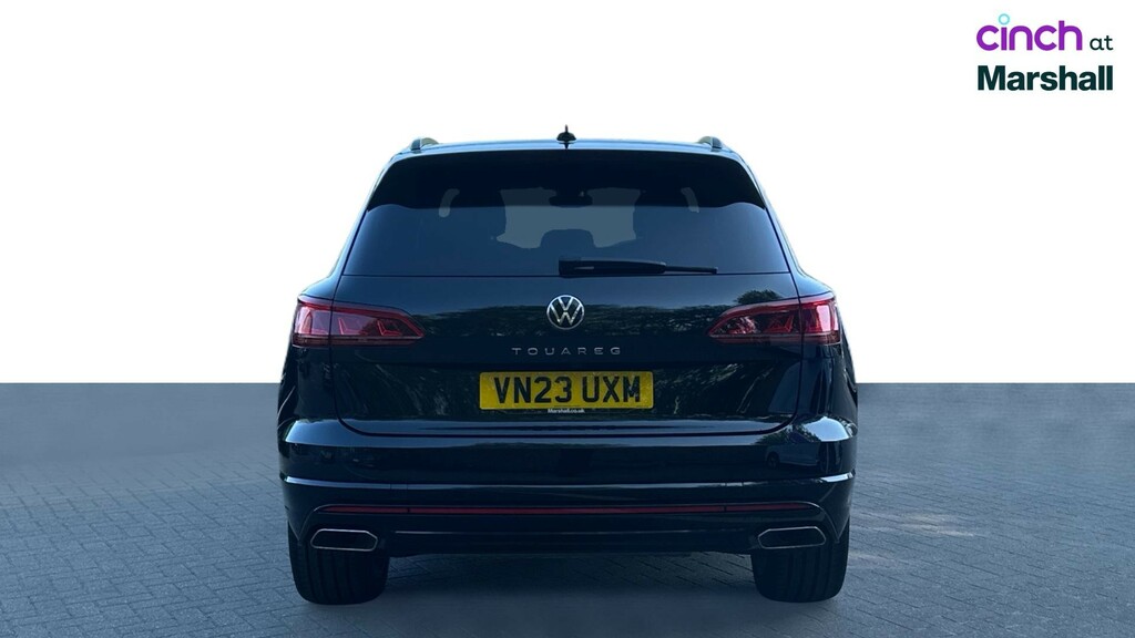 Volkswagen Touareg R-line Tech Plus White #4
