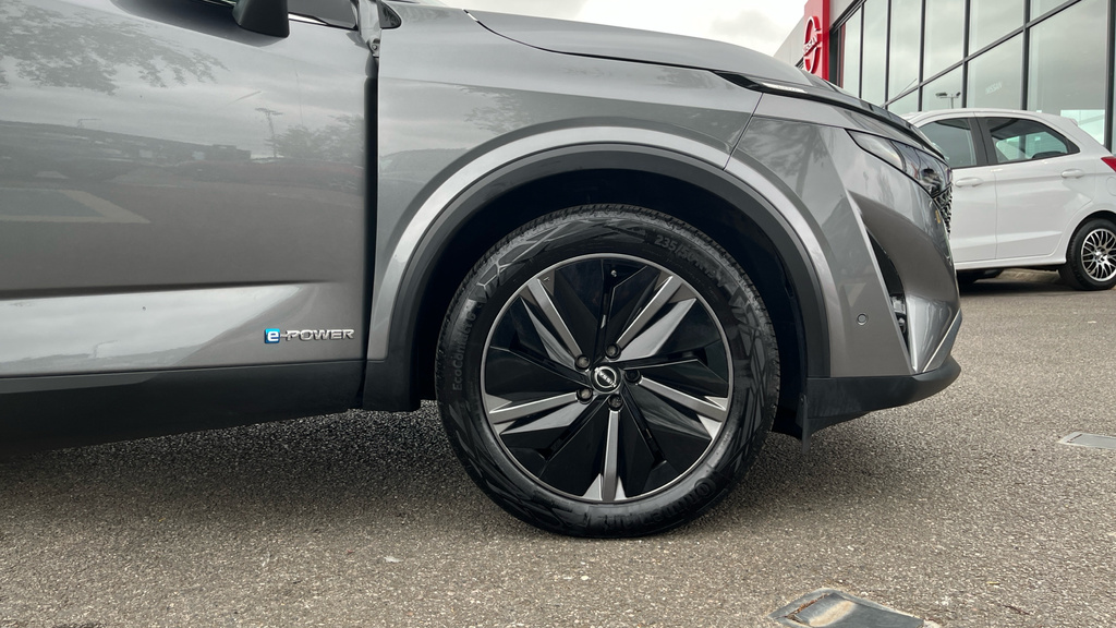 Nissan Qashqai 1.5 E-power N-connecta Grey #28