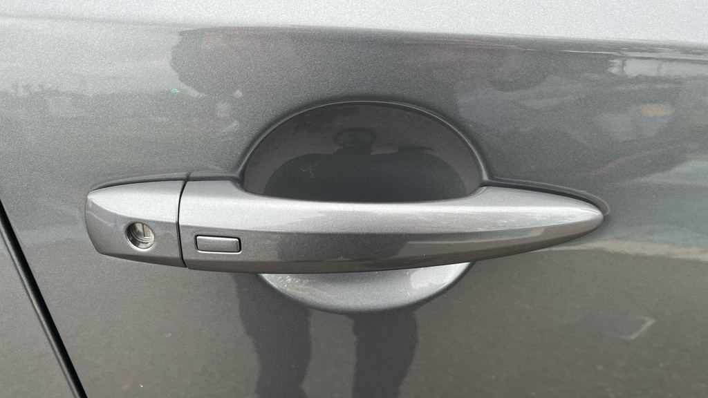 Nissan Qashqai 1.5 E-power N-connecta Grey #3