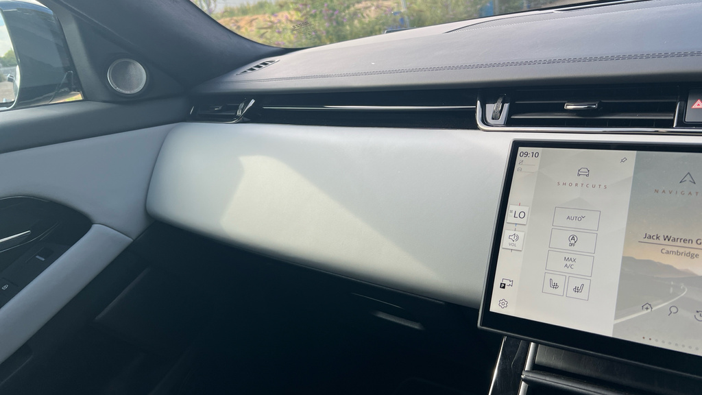 Land Rover Range Rover Evoque 1.5 P270e 12.17Kwh Dynamic Se Suv Plug- Black #37