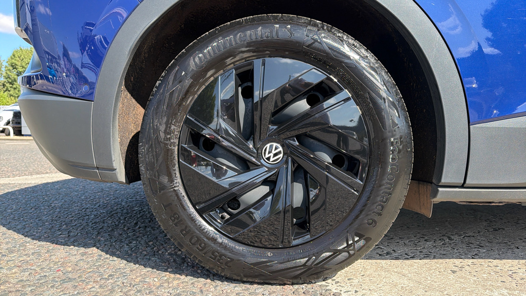 Volkswagen ID.4 125Kw Style Pure Performance 52Kwh Black #18
