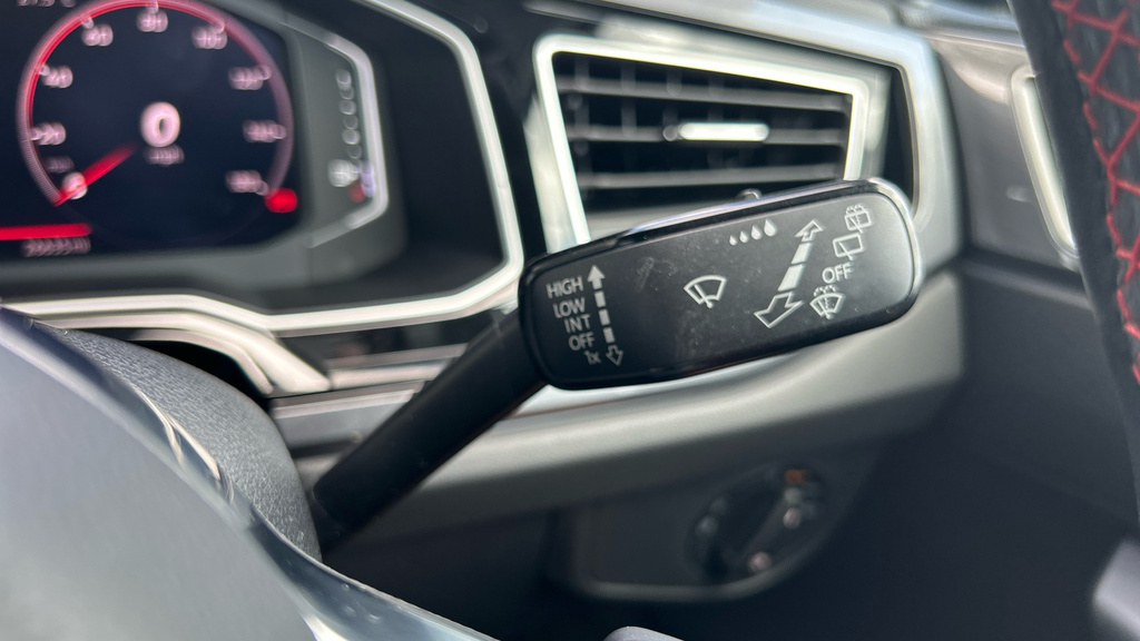 Volkswagen Polo Se Silver #54