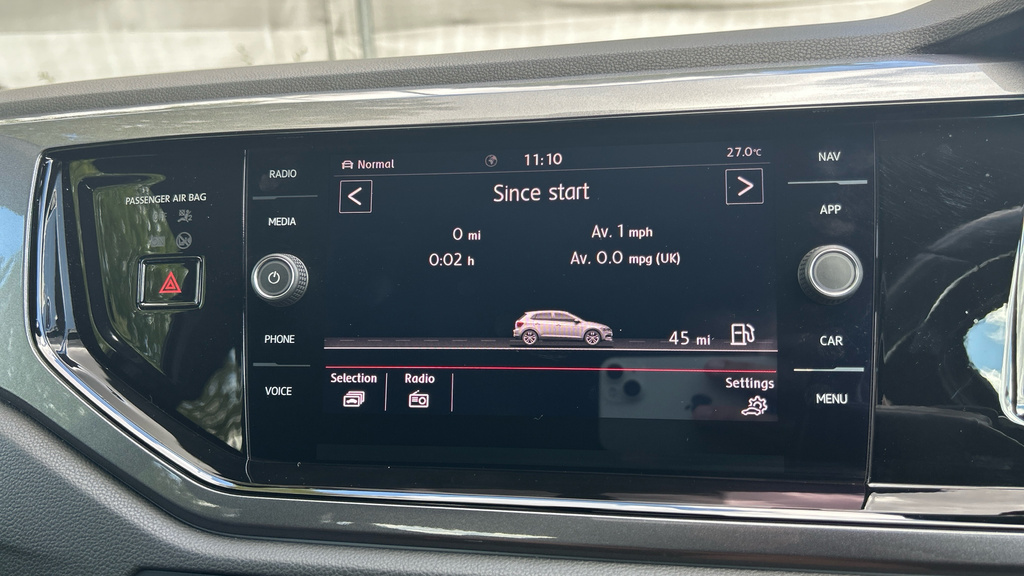 Volkswagen Polo Se Silver #64