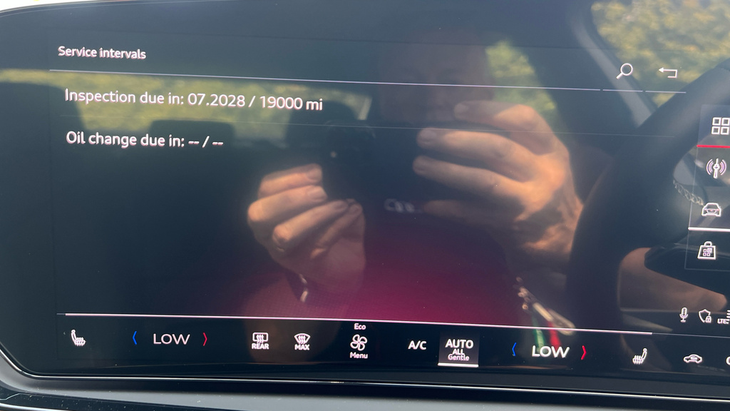 Audi A6 2.0 Tdi Edition 1 Estate S Tronic Quatt Black #21