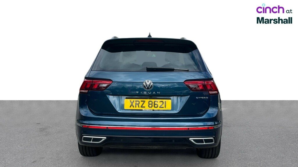 Volkswagen Tiguan Suv Black #4