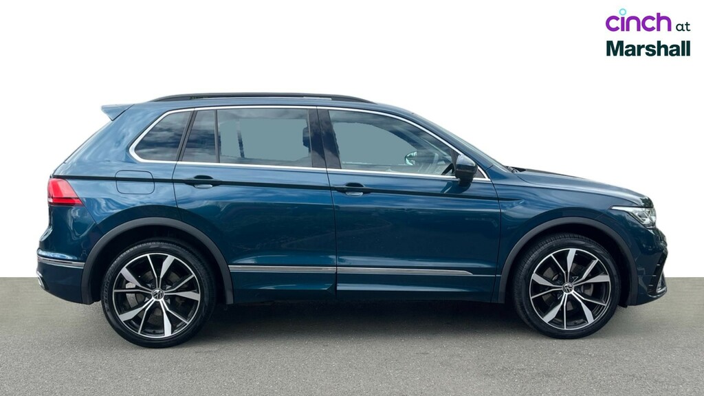 Volkswagen Tiguan Suv Black #2