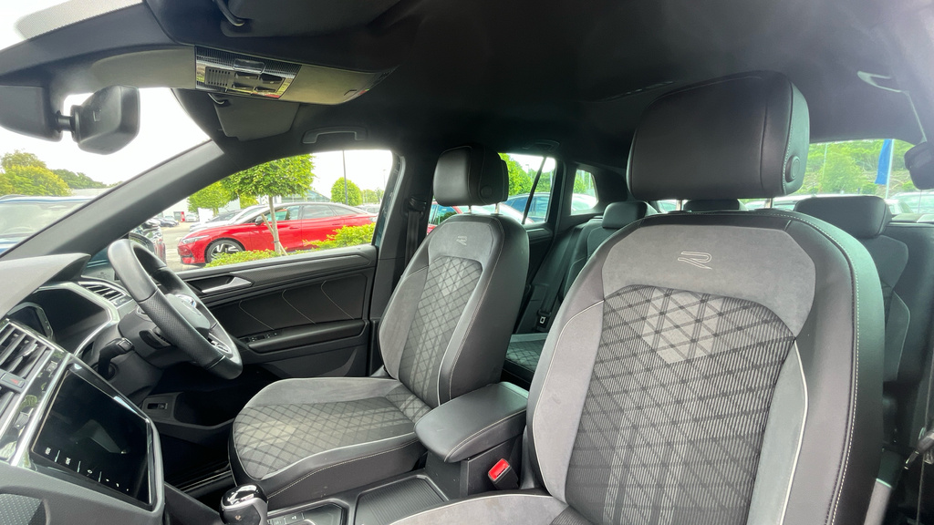 Volkswagen Tiguan Suv Black #27