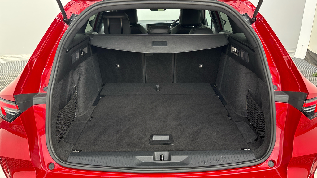 Vauxhall Astra 54 Kwh 156 Ps Ultimate Hatchback Black #31