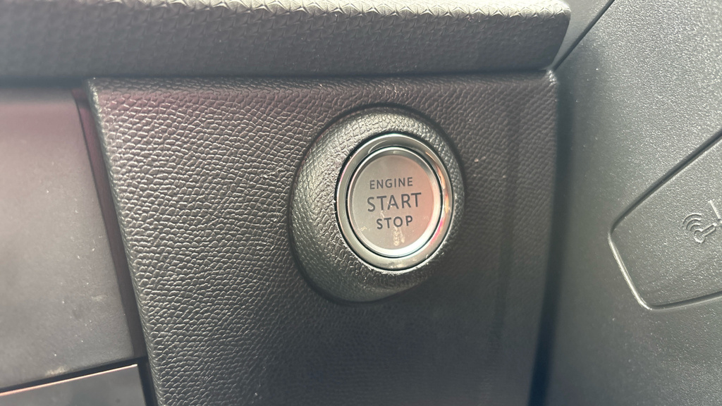 Vauxhall Astra 54 Kwh 156 Ps Ultimate Hatchback Black #23