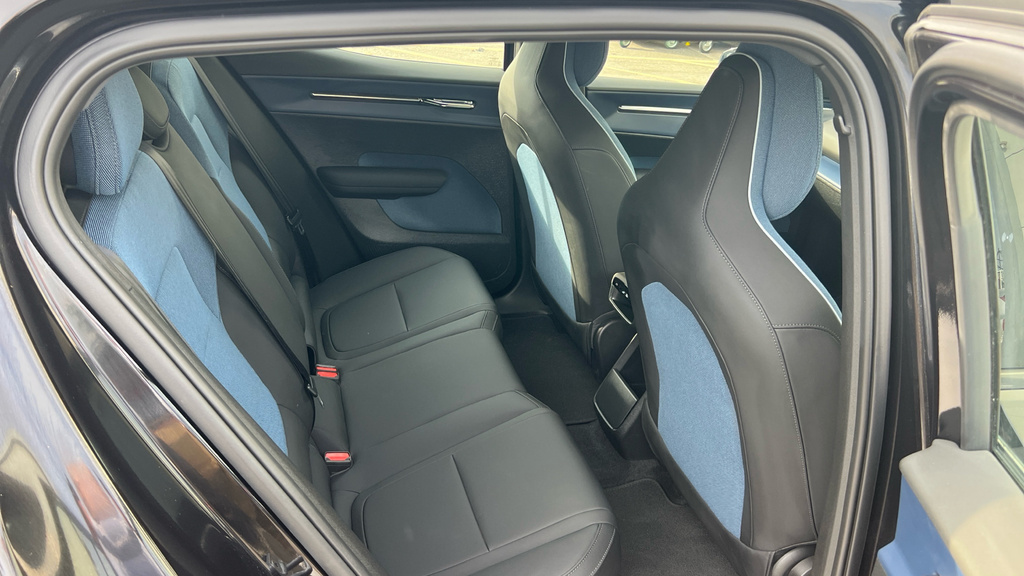 Volvo EX30 Ultra, Twin Motor Performance, 360 Camer  #25