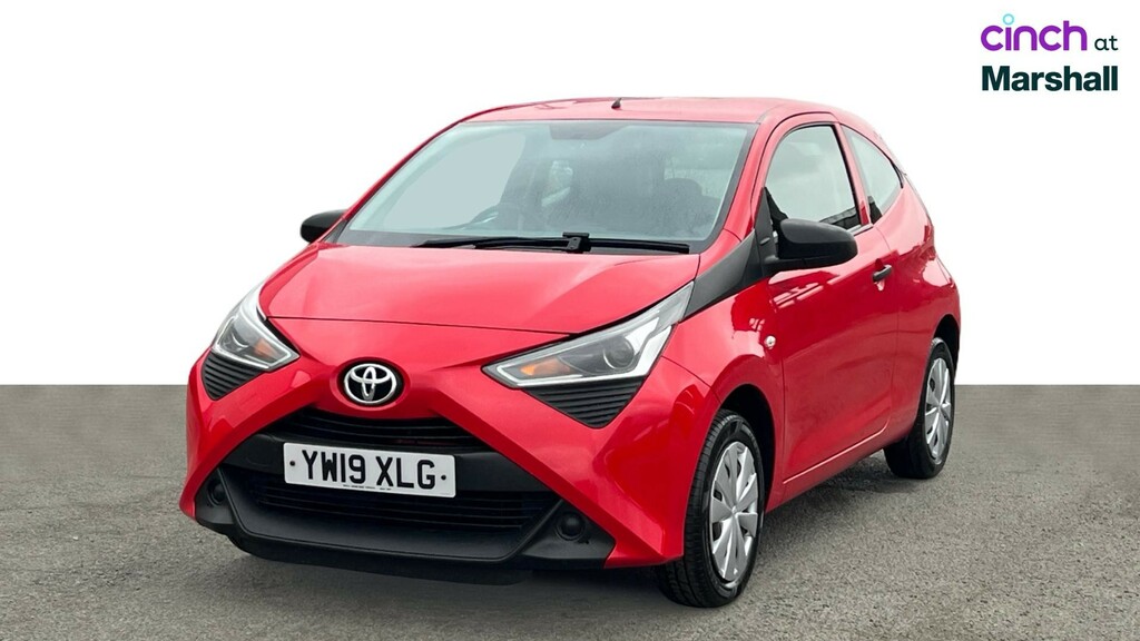 Toyota Aygo X X-play White #7