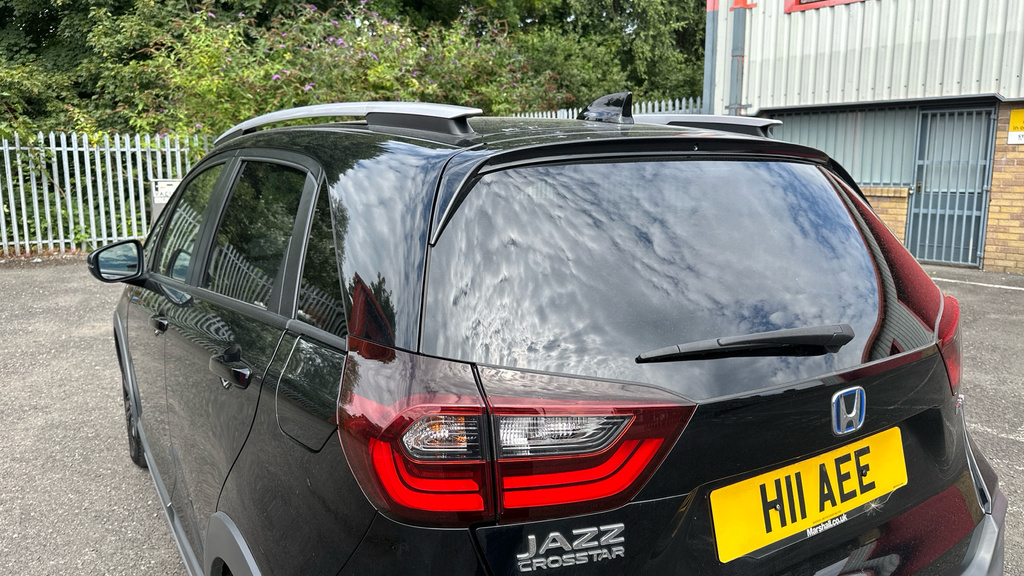 Honda Jazz 1.5 I-mmd Hybrid Sr Ecvt Red #29