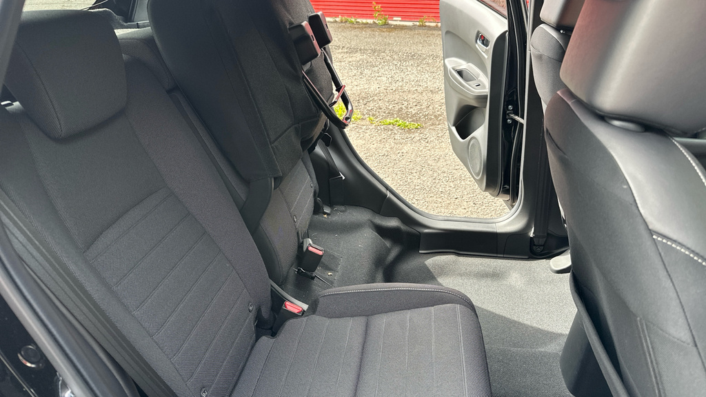 Honda Jazz 1.5 I-mmd Hybrid Sr Ecvt Red #25