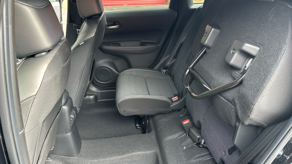 Honda Jazz 1.5 I-mmd Hybrid Sr Ecvt Red #24