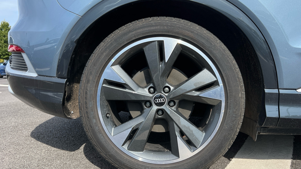 Audi Q4 E Tron Q4 Sportback Vorsprung 50 E-tron Quattro 220,00 Kw Black #20