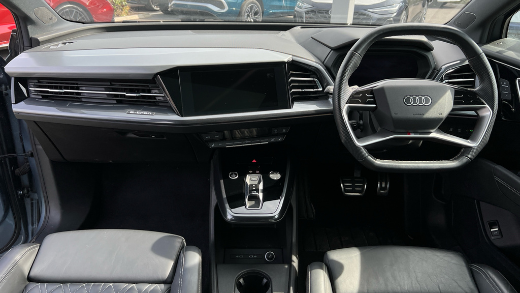 Audi Q4 E Tron Q4 Sportback Vorsprung 50 E-tron Quattro 220,00 Kw Black #11