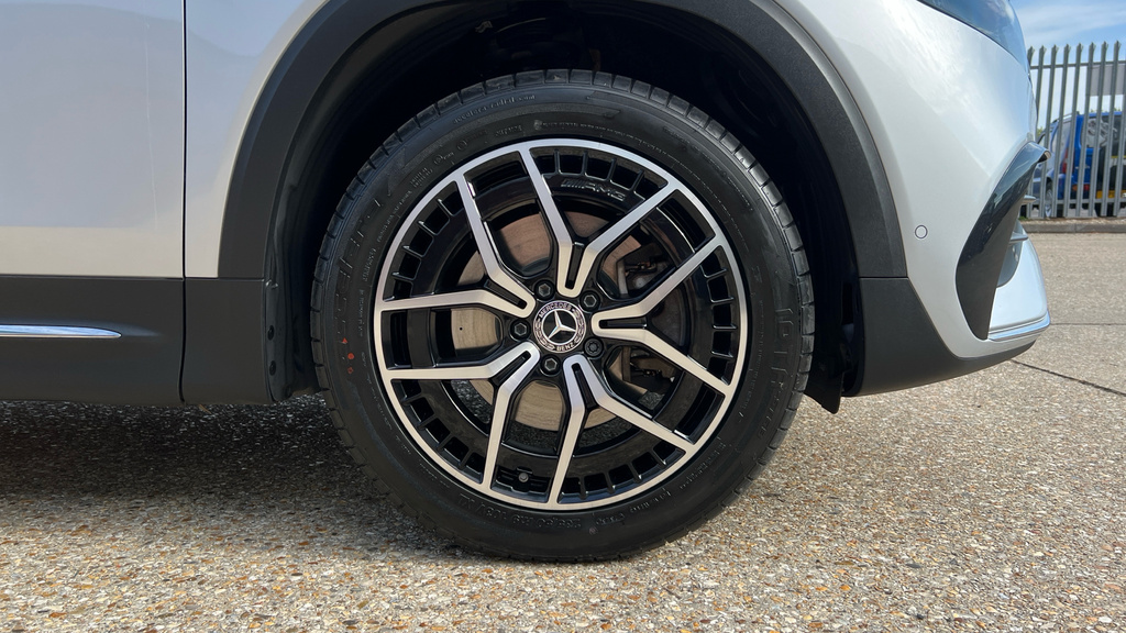 Mercedes-Benz EQB Eqb 300 Amg Line Grey #38