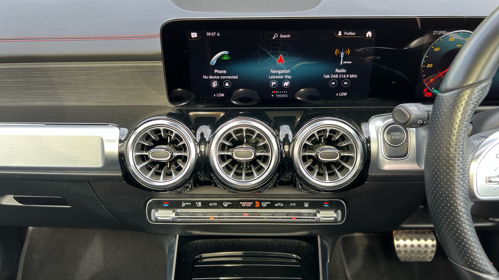 Mercedes-Benz EQB Eqb 300 Amg Line Grey #18