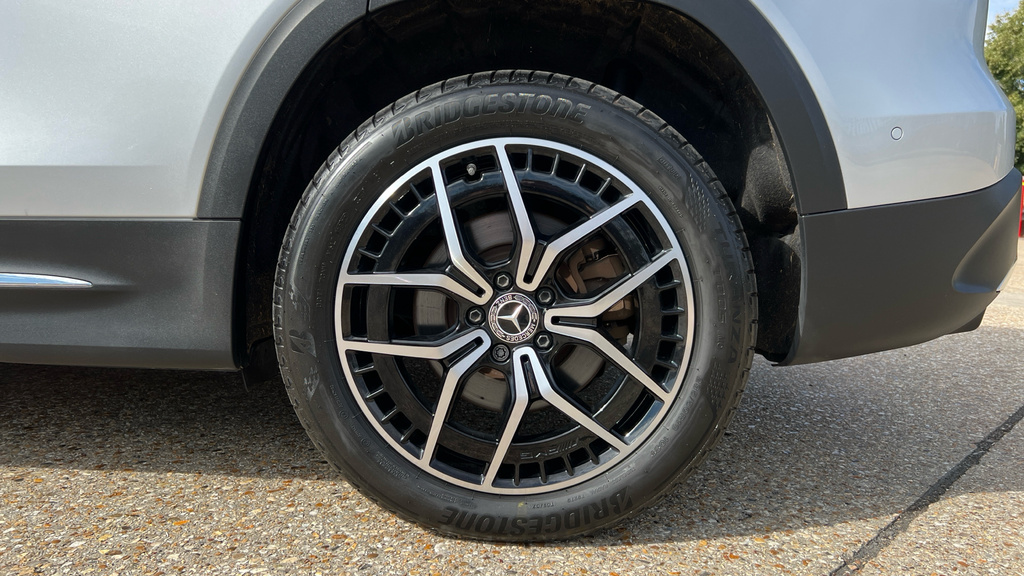 Mercedes-Benz EQB Eqb 300 Amg Line Grey #36