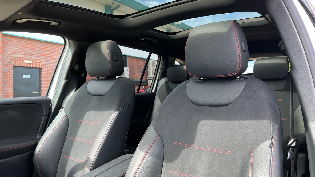 Mercedes-Benz EQB Eqb 300 Amg Line Grey #39