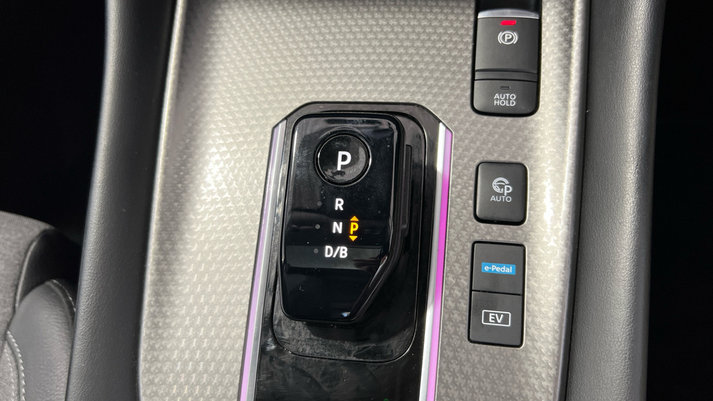 Nissan Qashqai 1.5 E-power N-connecta Red #30