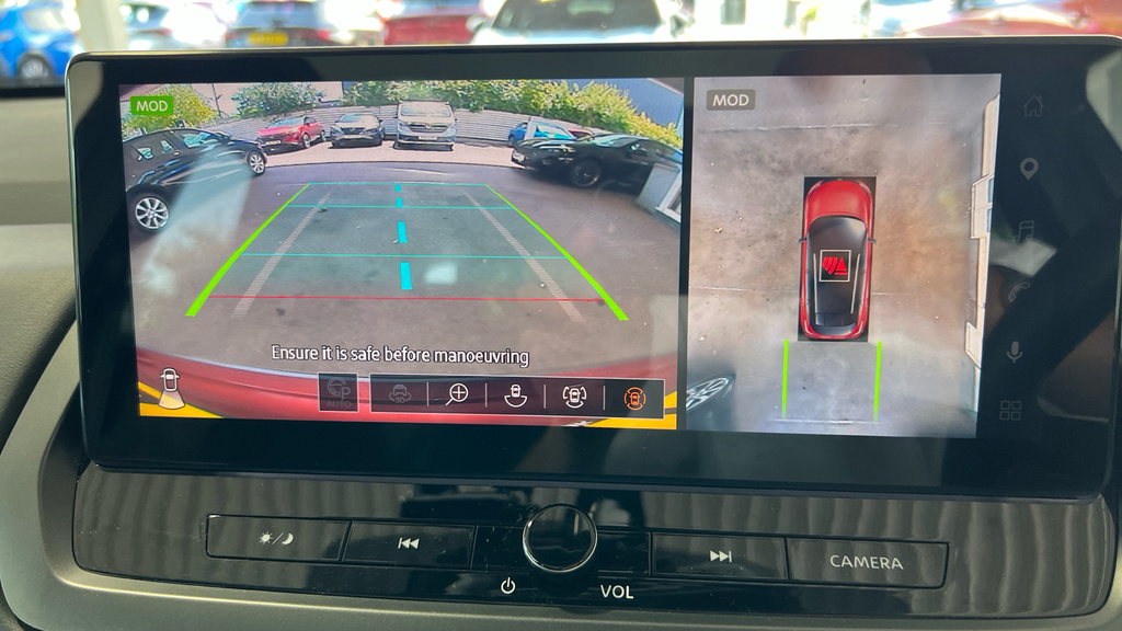 Nissan Qashqai 1.5 E-power N-connecta Red #15