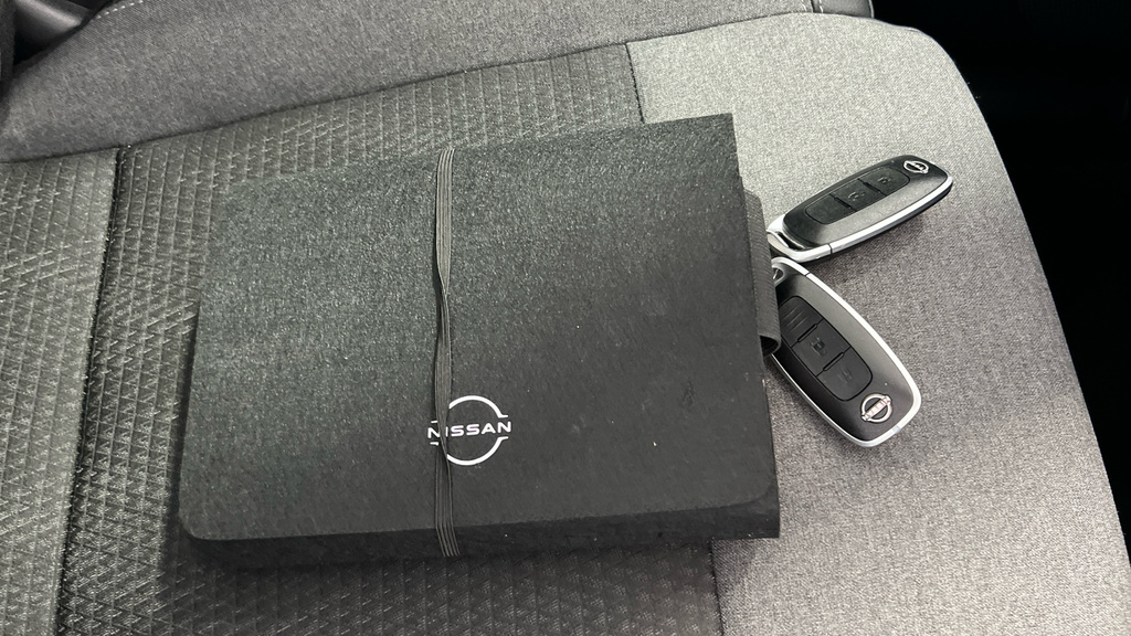 Nissan Qashqai 1.5 E-power N-connecta Red #25