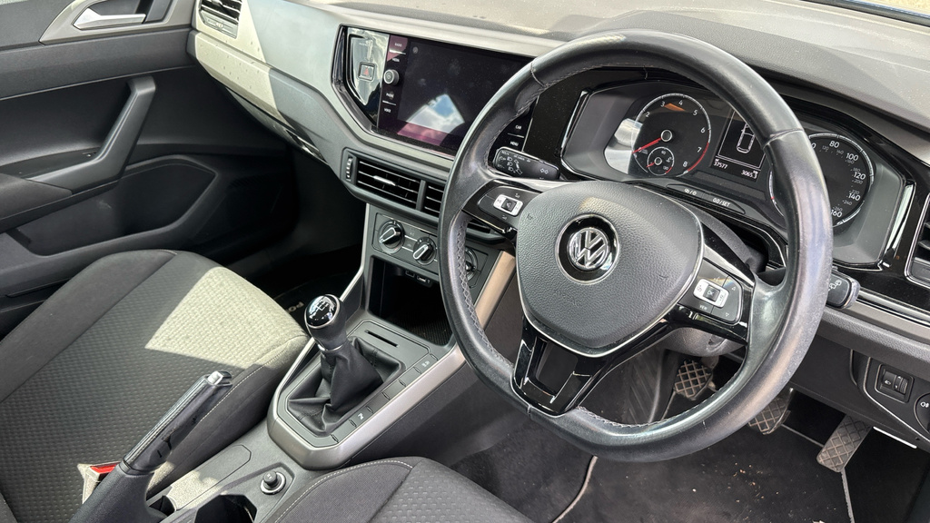 Volkswagen Polo Sel Tsi Red #9