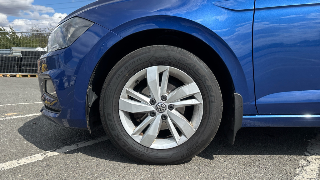 Volkswagen Polo Sel Tsi Red #17